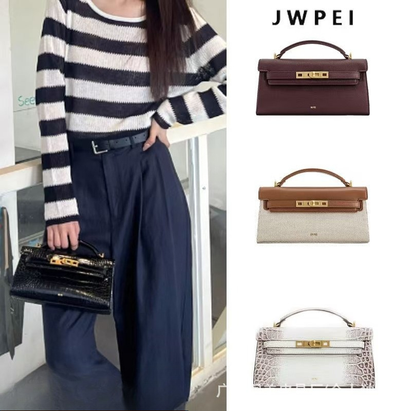 JW PEI Handbag, Crocodile Patt - Luxury Bags Dior recensione e prezzo