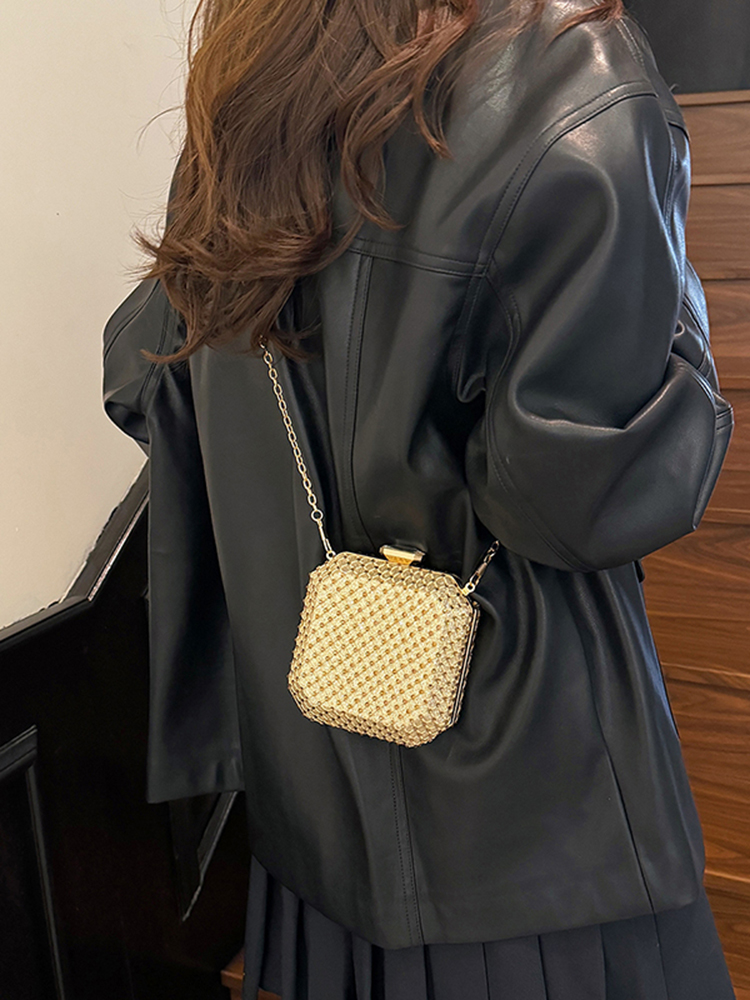 Light Luxury Mini Chains Cross - Luxury Bags News recensione e prezzo