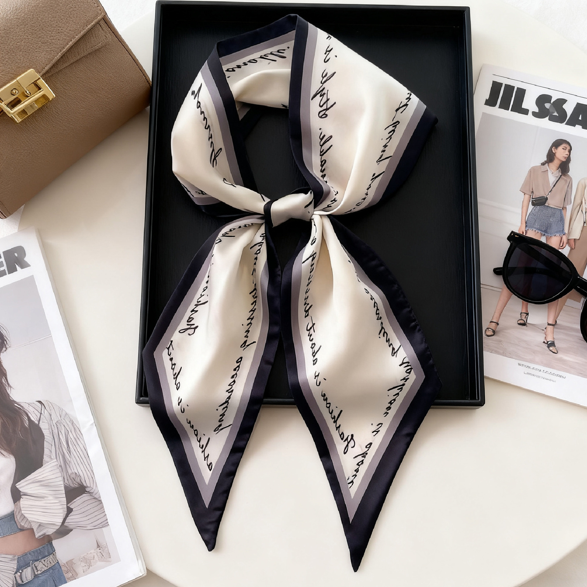Luxury Long Neckerchief Skinny - Luxury Bags Trending recensione e prezzo