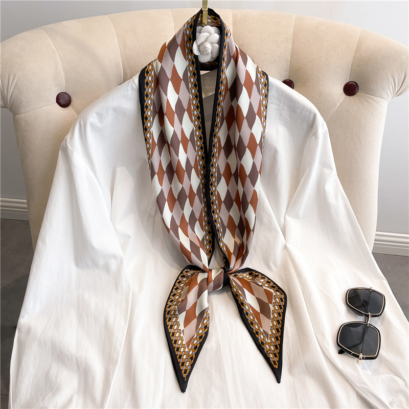 Fashion Print Long Silk Scarf  - Luxury Bags Trending recensione e prezzo