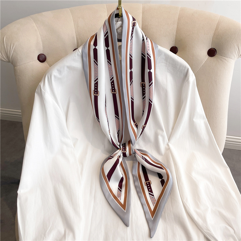 Fashion Print Long Silk Scarf  - Luxury Bags Trending recensione e prezzo