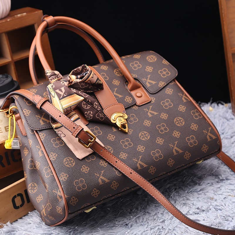 Light luxury brand women's bag - Luxury Bags Shopping recensione e prezzo