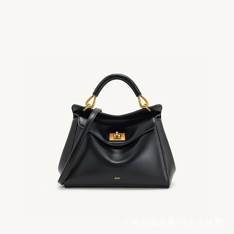 JW PEI Lock Bag, Lock Design,  - Luxury Bags Dior recensione e prezzo