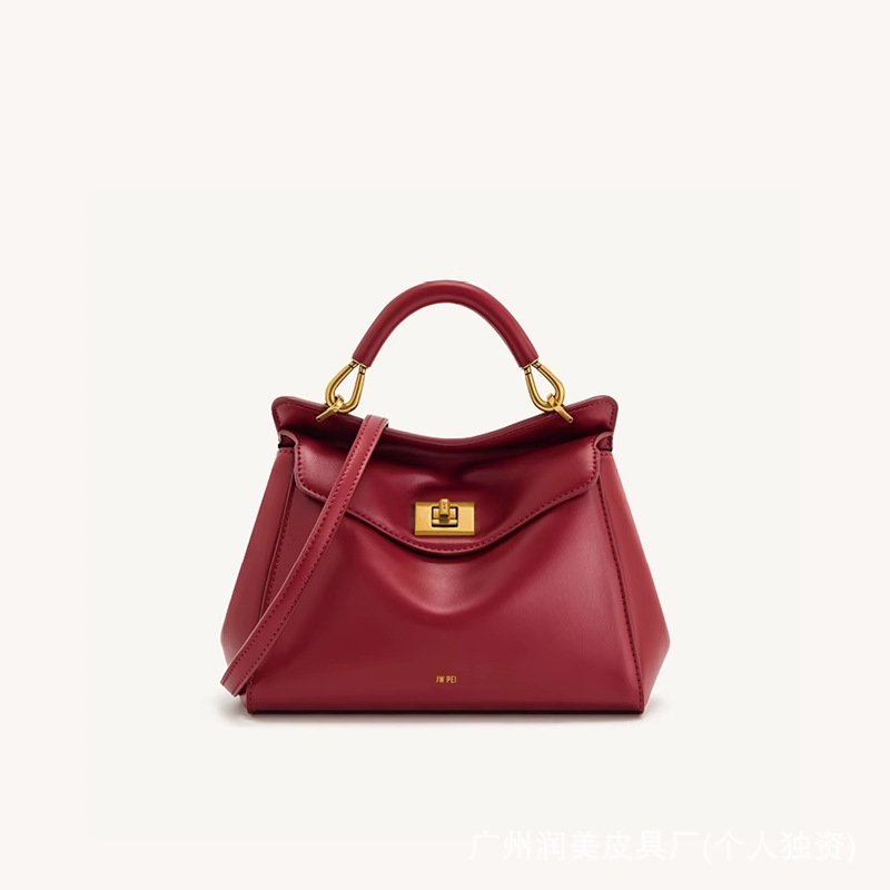 JW PEI Lock Bag, Lock Design,  - Luxury Bags Dior recensione e prezzo