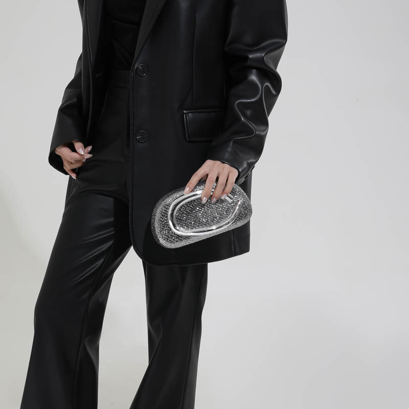 New 2026 Spring Women’s Metall - Luxury Bags News recensione e prezzo